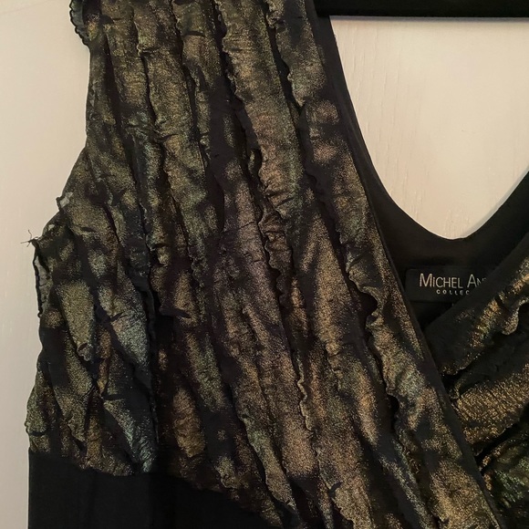 Formal dress - Picture 2 of 3